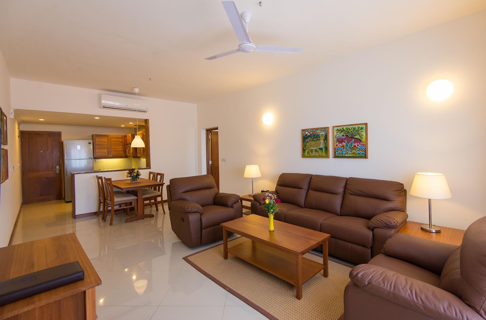 Sea Cliff Court Hotel & Luxury Apartments Dár Al-Szalám Kültér fotó