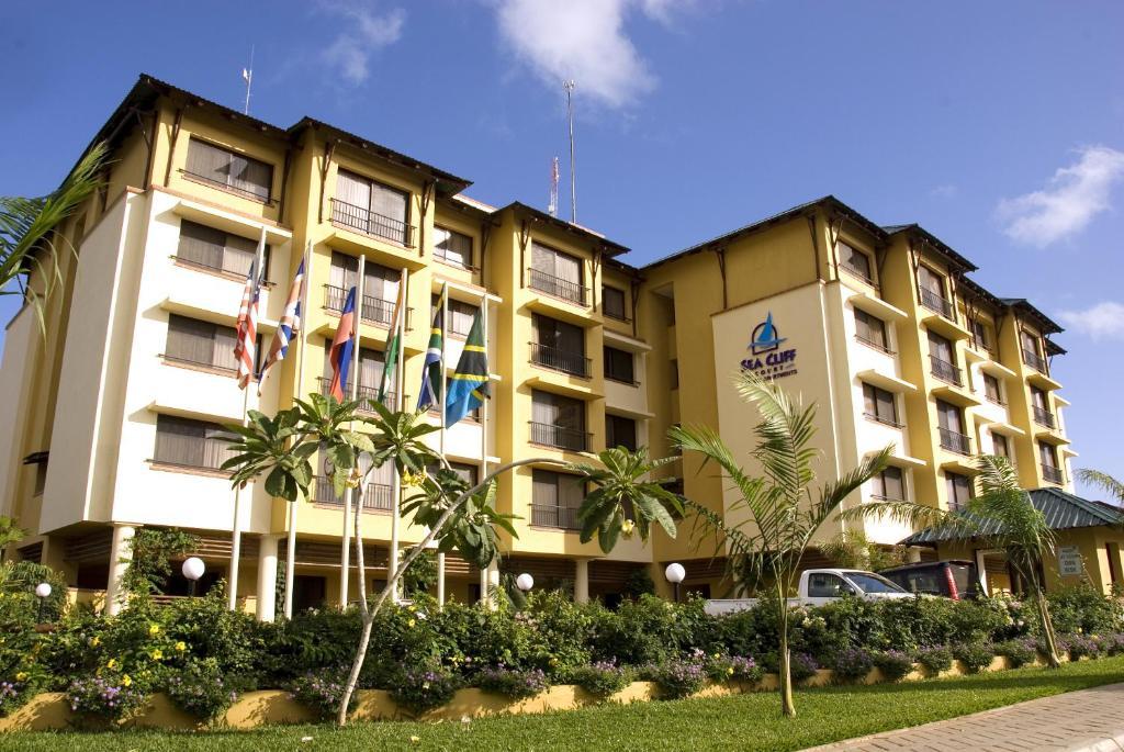 Sea Cliff Court Hotel & Luxury Apartments Dár Al-Szalám Kültér fotó