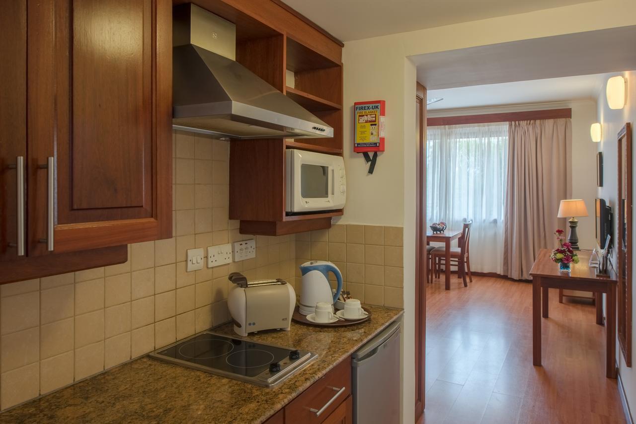 Sea Cliff Court Hotel & Luxury Apartments Dár Al-Szalám Kültér fotó