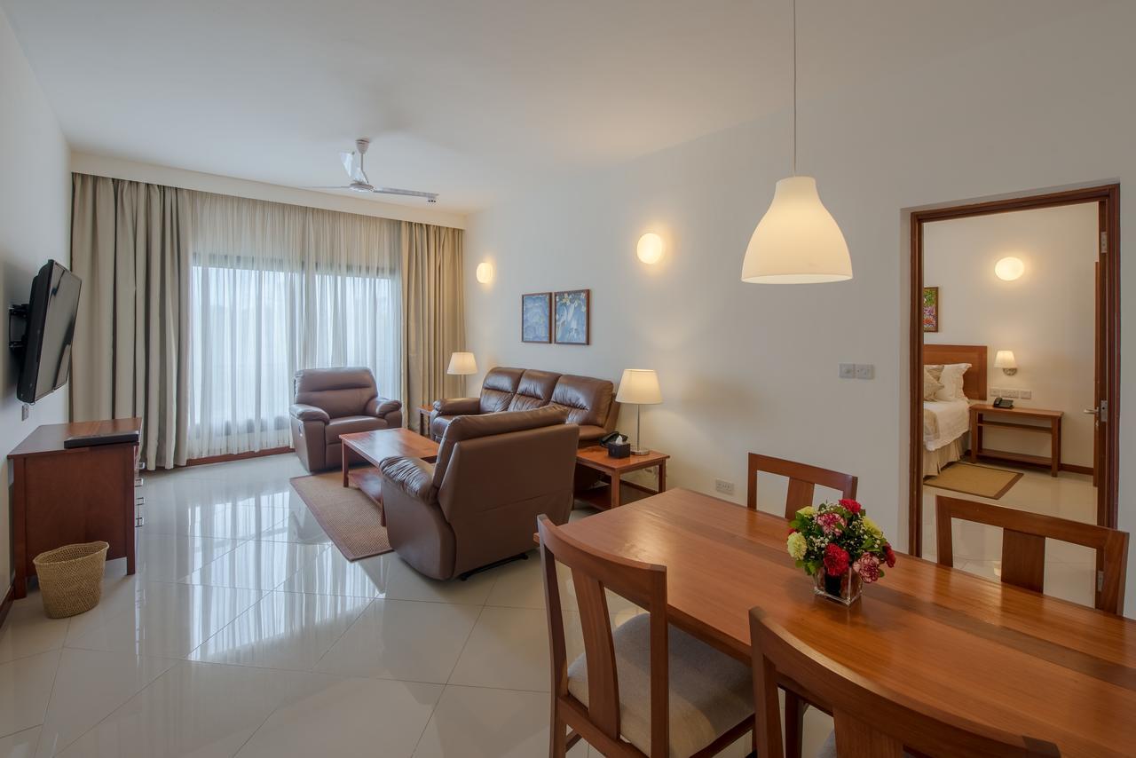 Sea Cliff Court Hotel & Luxury Apartments Dár Al-Szalám Kültér fotó